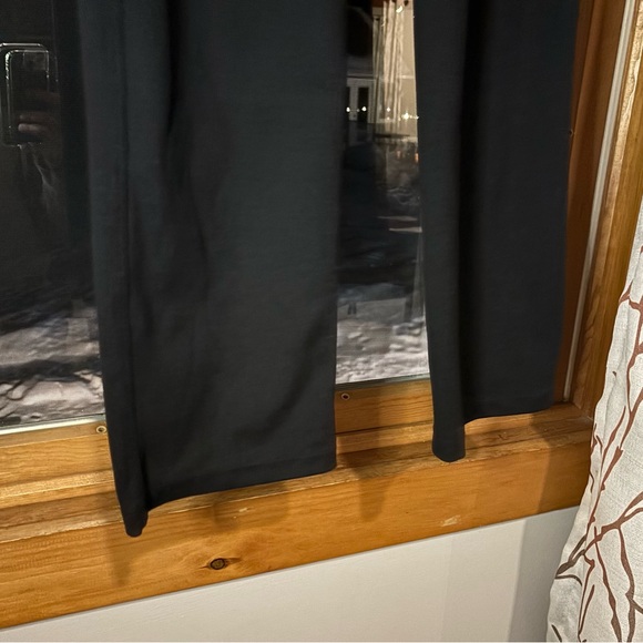 Danskin Classic Black straight leg Leggings - Picture 5 of 7